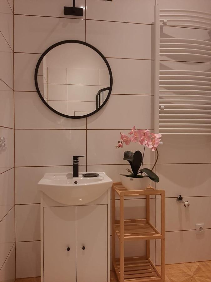 Apartamenty Jednosci 46 Wroclaw Dış mekan fotoğraf